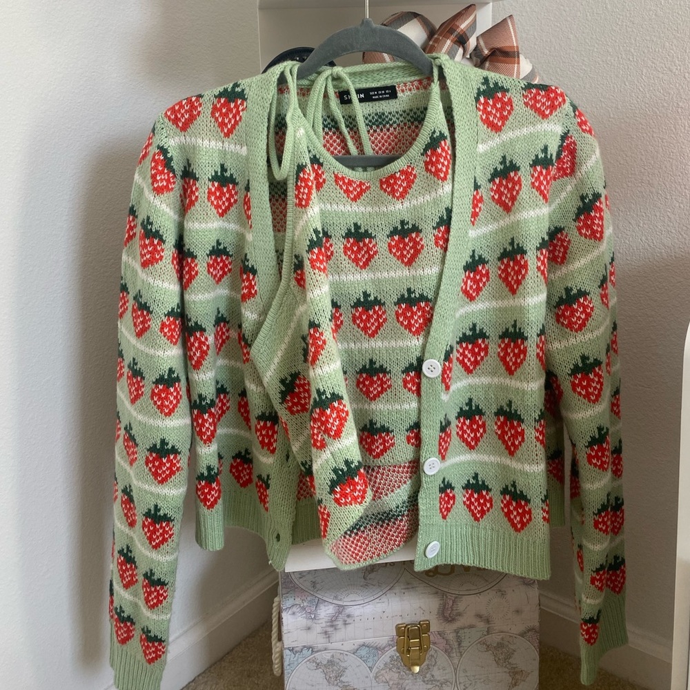 Halter top & sweater